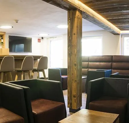 阿尔贝茨嗨玛旅馆 公寓式酒店 瑙德斯
