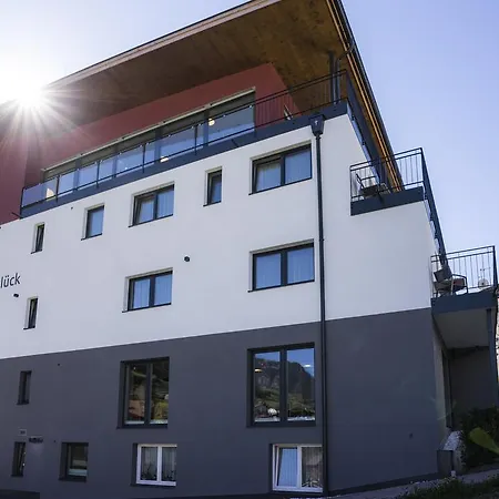 Alberts Heimatglueck