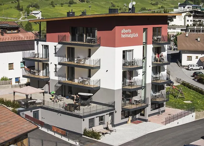 阿尔贝茨嗨玛旅馆 瑙德斯